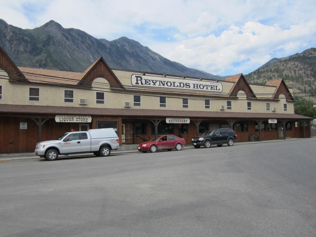 Reynolds Hotel Lillooet Exterior foto